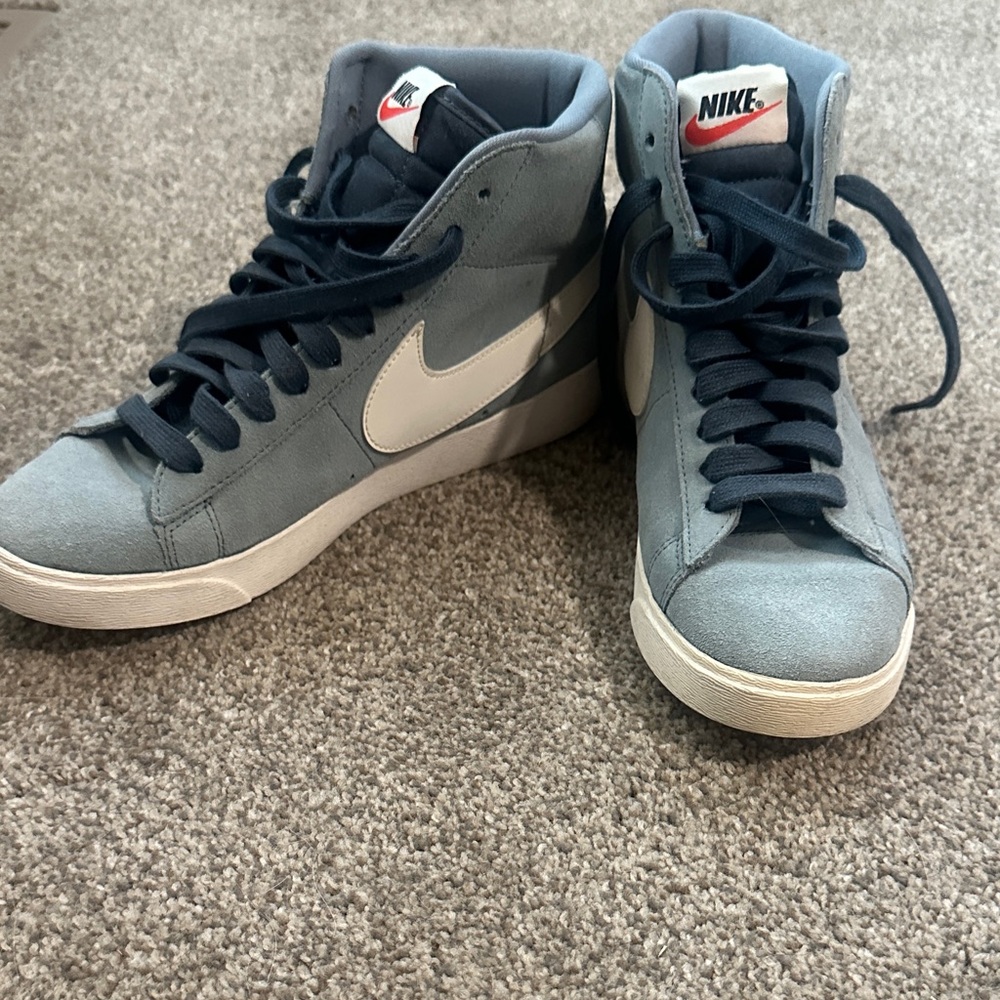 Nike High-Top Sneakers in Light Blue and White